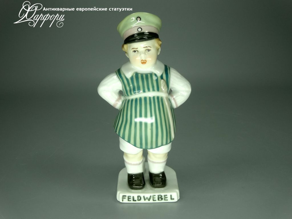 Купить фарфоровую статуэтку KARL ENS Маленький фельдфебель